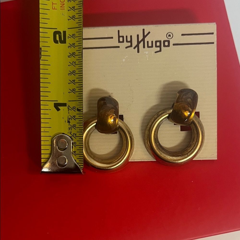 HUGO Vintage Antiqued Gold-tone hoop drop earrings w/ tortoise shell accent #90s - Picture 5 of 6